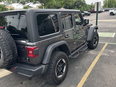 Used 2018 Jeep Wrangler Unlimited Rubicon AWD/4WD image 4