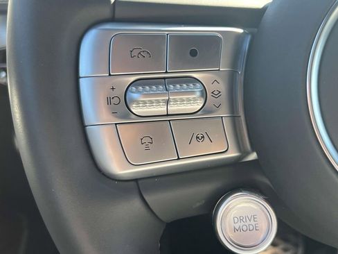 New 2024 Genesis GV60 Performance image 20