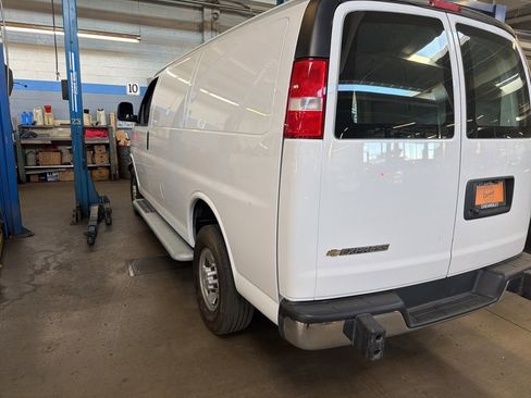 Used 2024 Chevrolet Express 2500 w/ Driver Convenience Package image 5