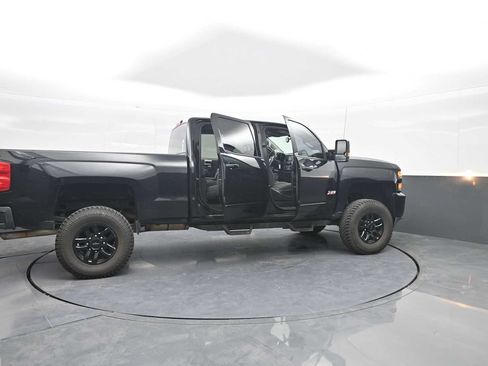 Used 2016 Chevrolet Silverado 2500 LT w/ Midnight Edition AWD/4WD image 38