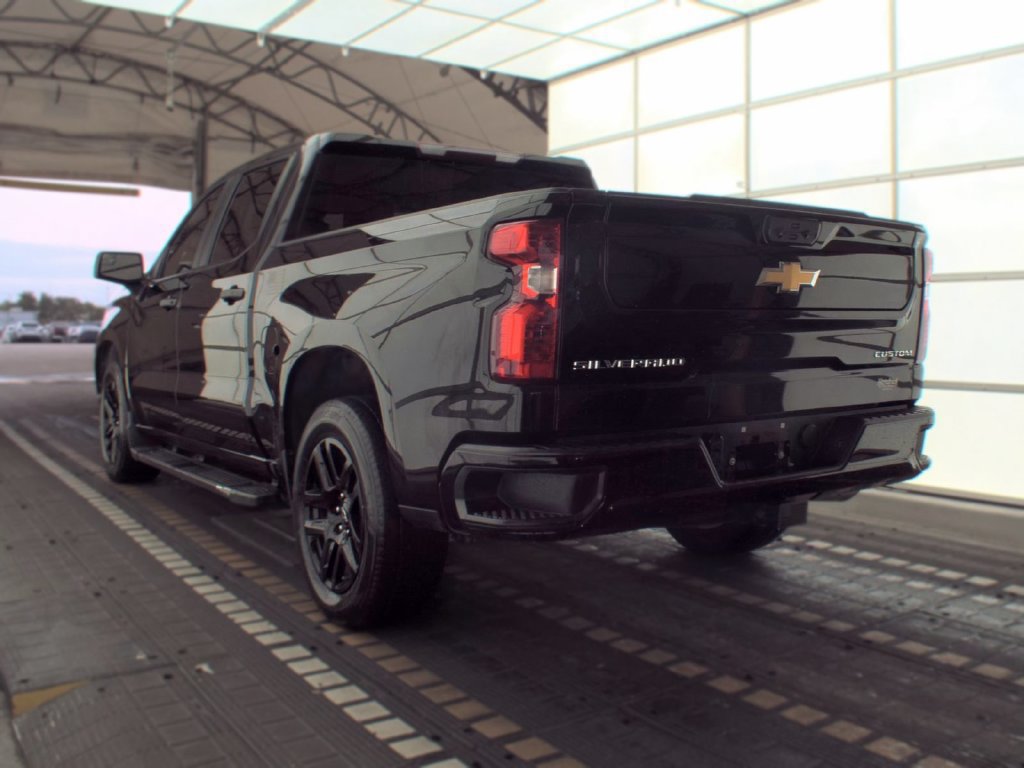 Used 2024 Chevrolet Silverado 1500 Custom RWD image 6