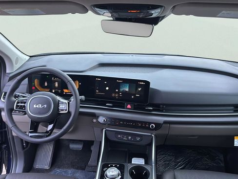 New 2026 Kia Carnival EX FWD image 27