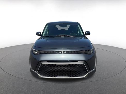Used 2025 Kia Soul LX w/ LX Technology Package FWD image 4
