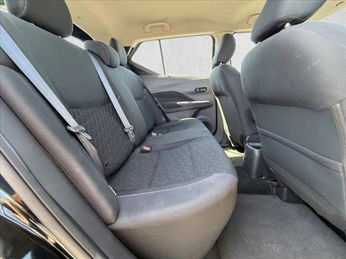 Used 2021 Nissan Kicks S FWD image 23