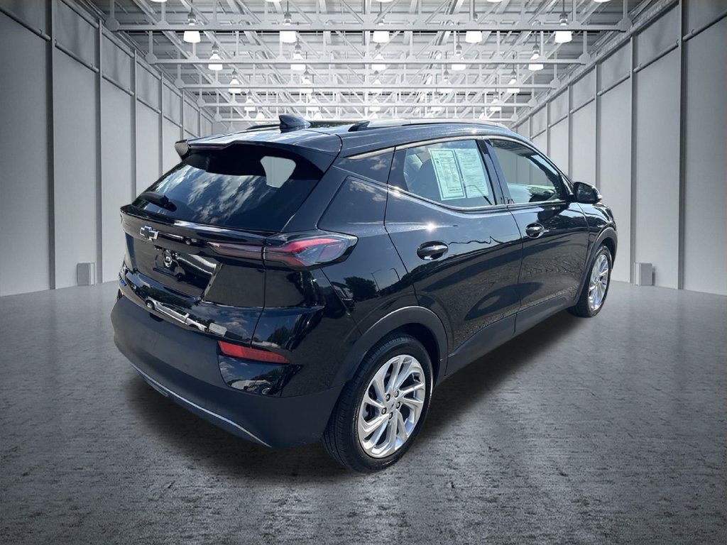 Used 2023 Chevrolet Bolt EUV LT FWD image 4