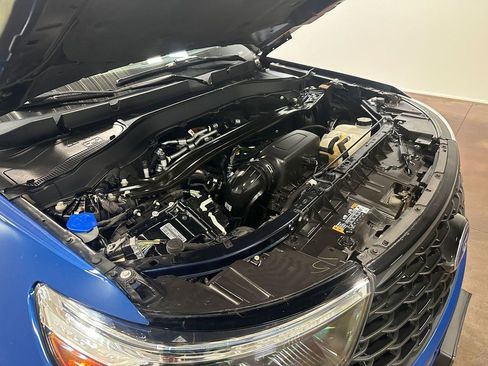 Used 2022 Ford Explorer ST-Line w/ Class IV Trailer Tow Package image 19