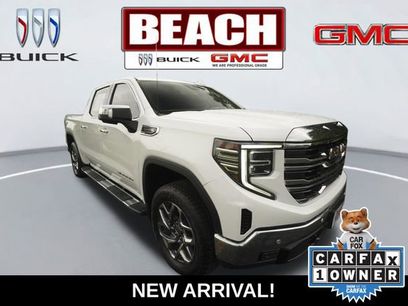 Used 2024 GMC Sierra 1500 SLT w/ SLT Premium Plus Package