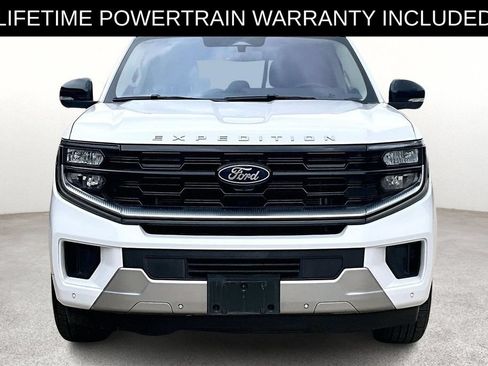 Used 2025 Ford Expedition Platinum AWD/4WD image 4