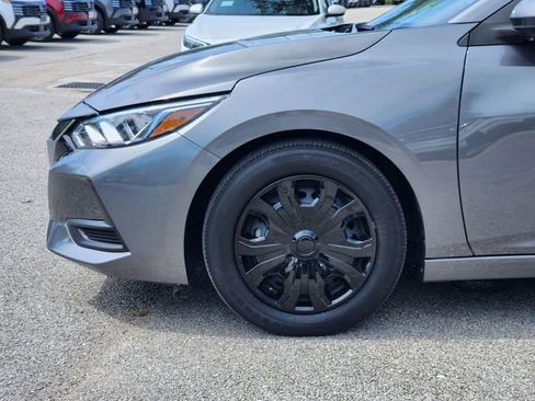 Certified 2023 Nissan Sentra S FWD image 5