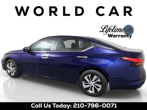 Certified 2024 Nissan Altima 2.5 S image 6