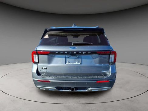New 2026 Ford Explorer Active w/ Active Comfort Package AWD/4WD image 7