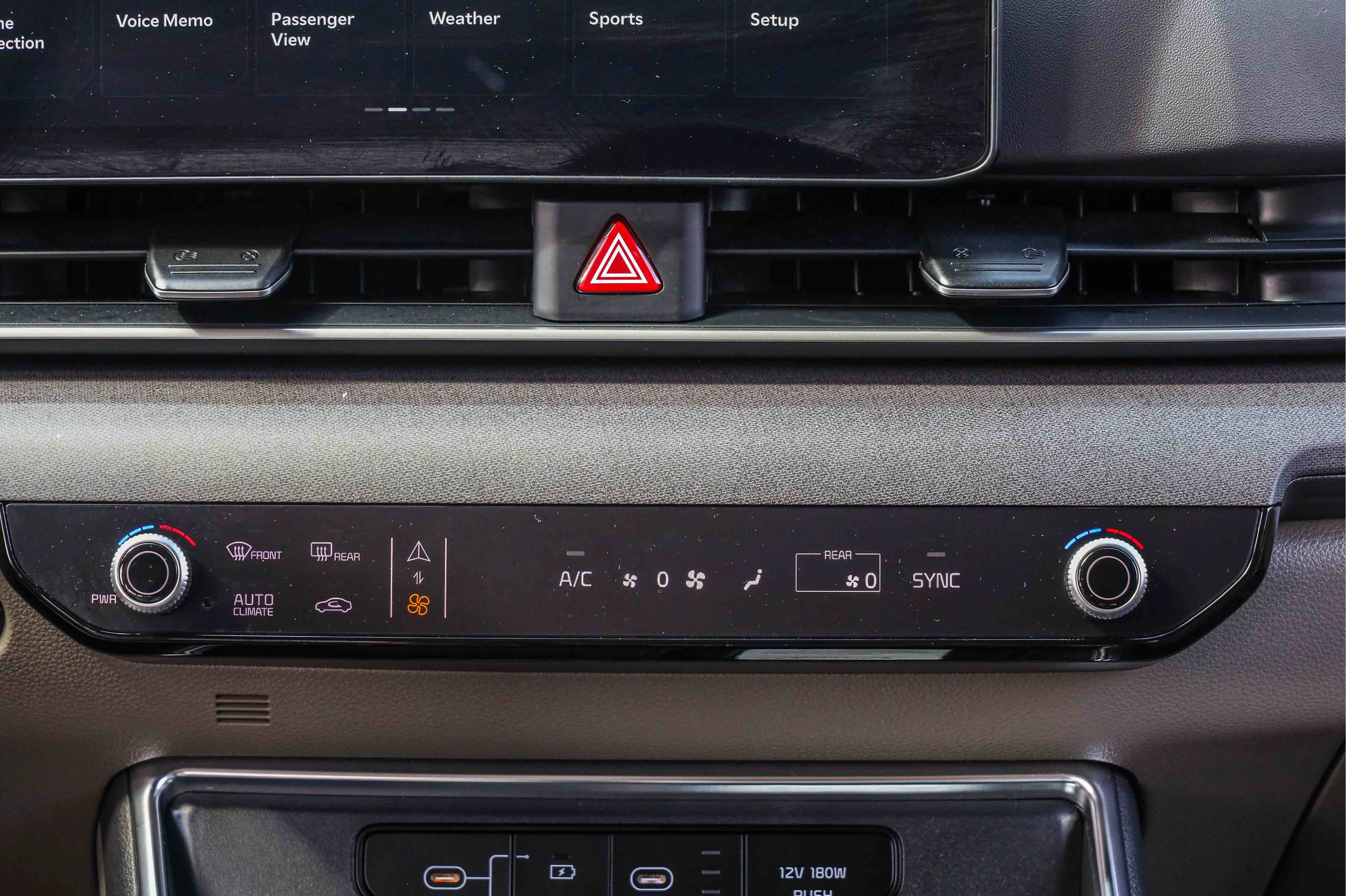 Used 2026 Kia Carnival EX FWD image 12
