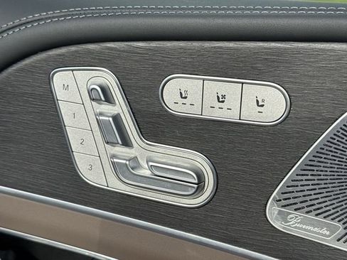 New 2025 Mercedes-Benz GLS 580 4MATIC image 23