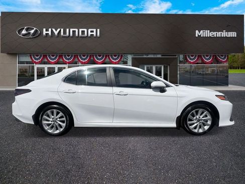 Used 2024 Toyota Camry LE AWD/4WD image 4