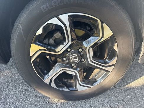 Used 2019 Honda CR-V Touring image 5