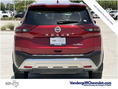 Used 2021 Nissan Rogue Platinum FWD image 5