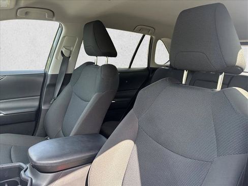 Certified 2023 Toyota RAV4 LE FWD image 16
