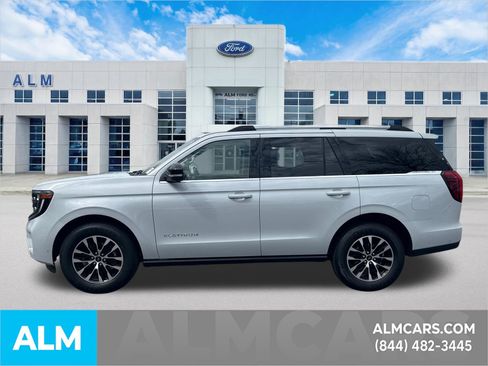 Certified 2025 Ford Expedition Platinum AWD/4WD image 9