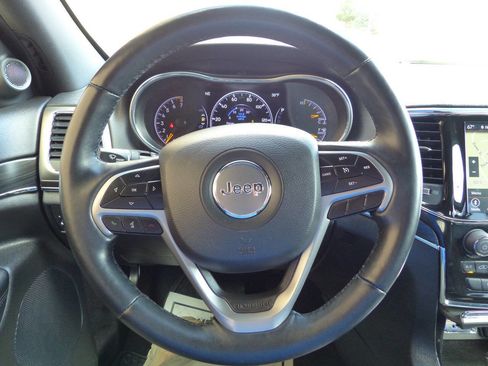 Used 2021 Jeep Grand Cherokee Limited image 54