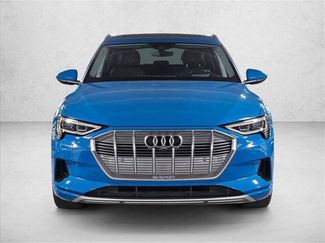 Used 2019 Audi e-tron Prestige w/ Prestige Package AWD/4WD video 2