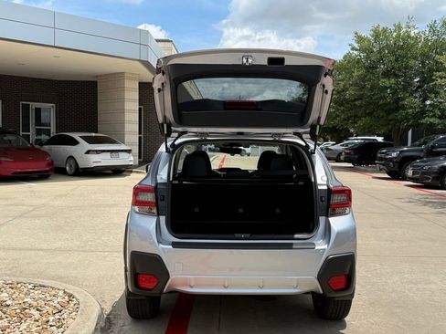 Used 2023 Subaru Crosstrek 2.5i Limited w/ Moonroof Package AWD/4WD image 5