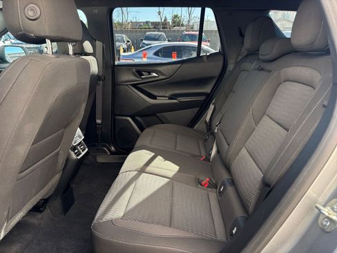 Used 2025 Chevrolet Equinox LT image 25