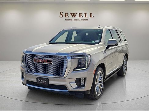 Used 2022 GMC Yukon Denali w/ Denali Premium Package image 1