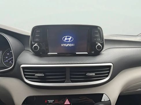 Used 2019 Hyundai Tucson SE w/ Cargo Package AWD/4WD image 12