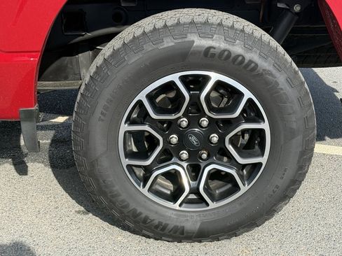 Used 2022 Ford F150 XLT w/ Equipment Group 302A High image 11