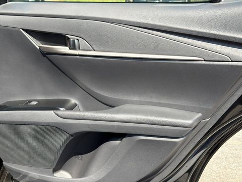 New 2026 Toyota Camry Hybrid FWD image 16