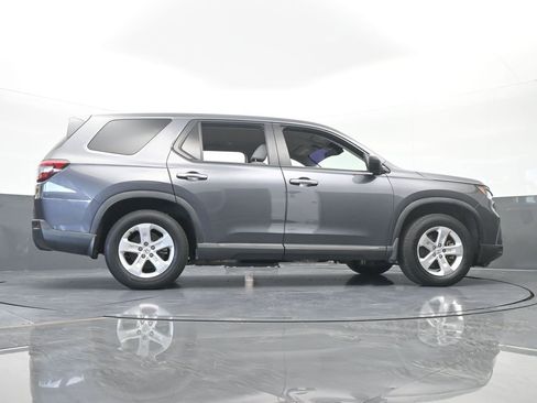 Used 2023 Honda Pilot LX image 60