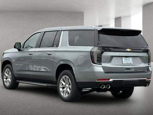 New 2026 Chevrolet Suburban Premier w/ Sun And Tow Package AWD/4WD image 6