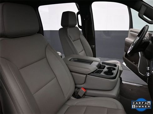 Used 2024 GMC Sierra 1500 SLT image 25