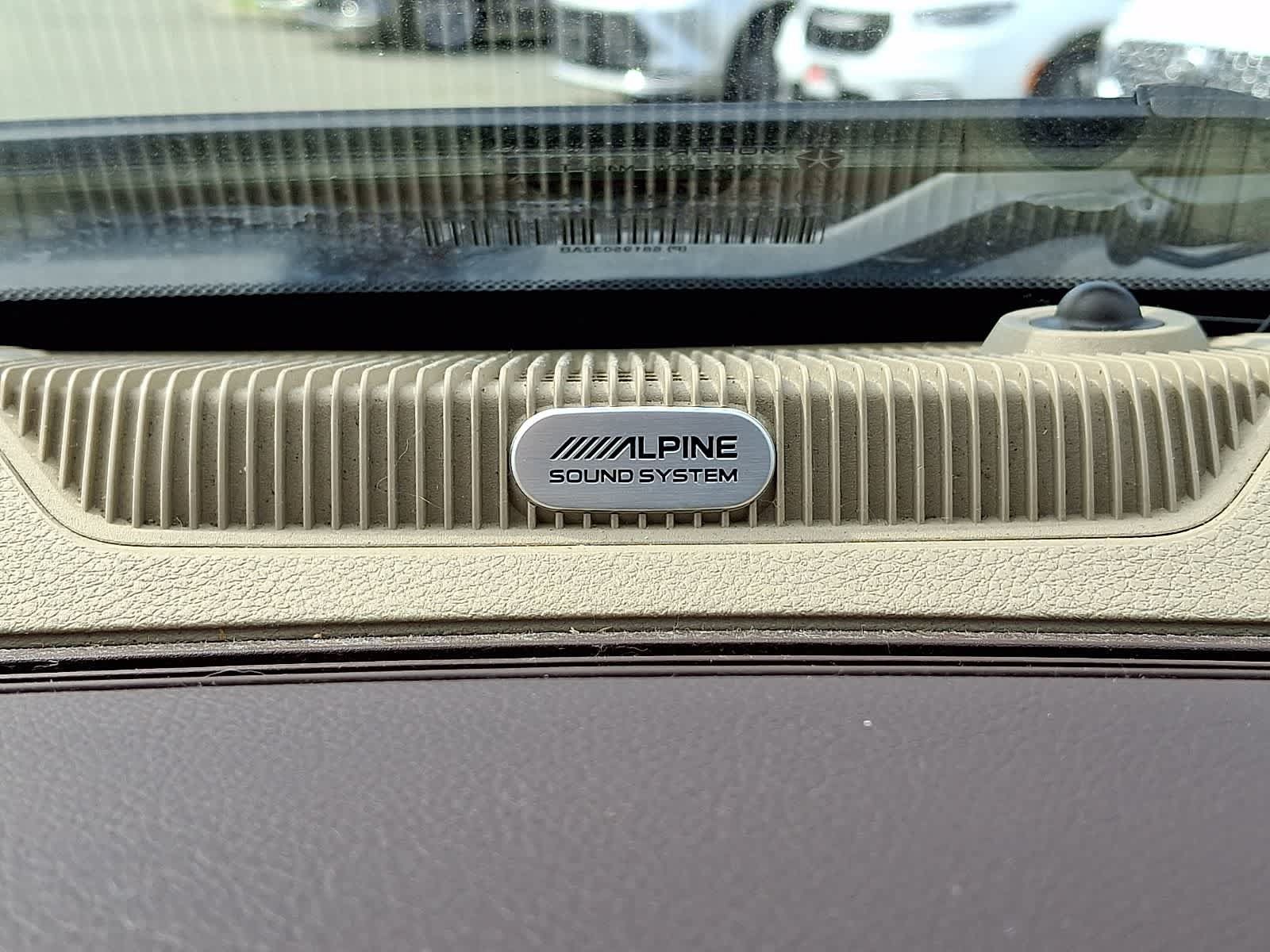 Used 2015 RAM 1500 Laramie w/ Convenience Group AWD/4WD image 29