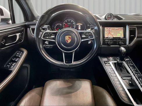 Used 2015 Porsche Macan Turbo AWD/4WD image 8