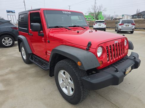 Used 2010 Jeep Wrangler Sport image 9