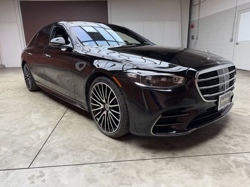 Certified 2023 Mercedes-Benz S 580 4MATIC Sedan w/ AMG Line image 8