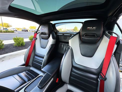 Used 2018 Mercedes-Benz SLC 43 AMG image 12