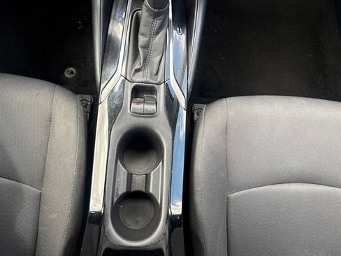 Used 2020 Toyota Corolla LE FWD image 21