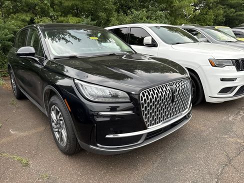 Certified 2023 Lincoln Corsair AWD w/ Equipment Group 101A image 3