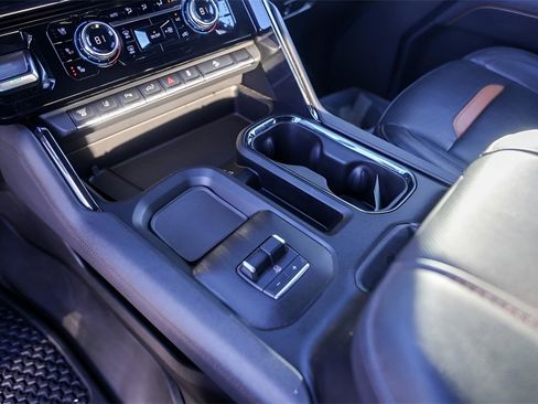 Used 2024 GMC Sierra 3500 AT4 w/ AT4 Premium Plus Package image 19