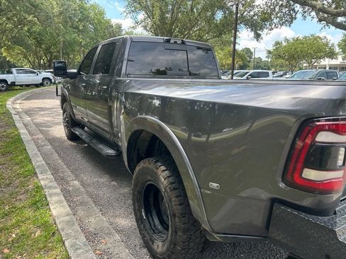Used 2024 RAM 3500 Limited w/ Night Edition AWD/4WD image 7