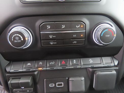 New 2026 Chevrolet Silverado 1500 Custom Trail Boss image 27