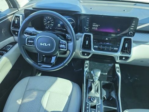 Used 2023 Kia Sorento SX AWD/4WD image 17