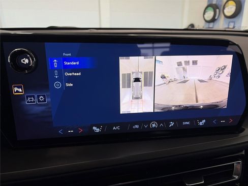 New 2026 Chevrolet Traverse LT w/ Midnight/Sport Edition image 22