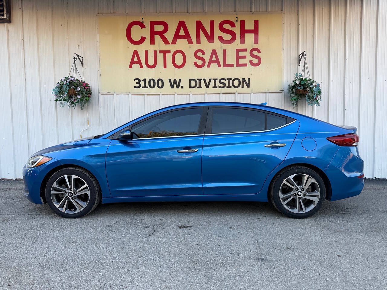 Used 2017 Hyundai Elantra Limited FWD image 7