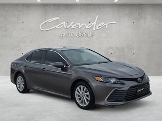 Used 2023 Toyota Camry LE video 2