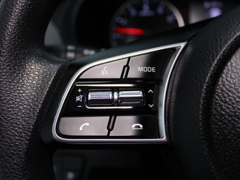 Used 2021 Kia Seltos LX image 18