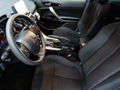 New 2026 Mitsubishi Eclipse Cross LE image 5