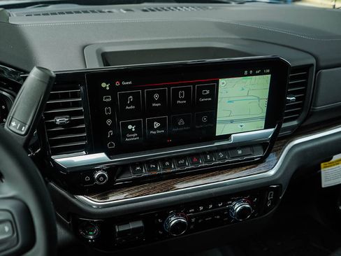 New 2026 GMC Sierra 1500 SLE image 22